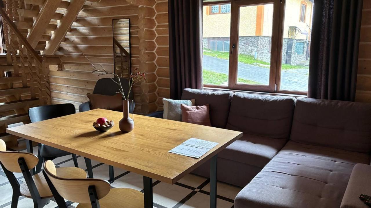 Cottage Oberig Vorochta Exteriör bild
